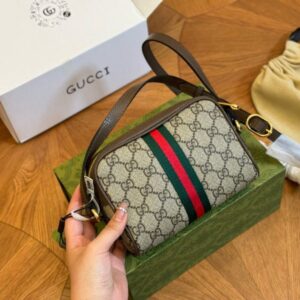 【AT2802】Gucci Ophidia カメラバッグ！クラシック！クラシック！ 魅力的なアイテムです！ 容量たっぷりです！