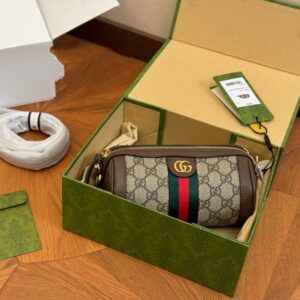 【AT2803】Gucciの新しい枕型バッグ、非常に大きな容量！クラシックな風味！