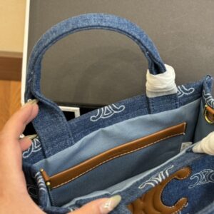 【AT2807】Celineの新しいトートバッグは今年の凱旋門でとても人気です~