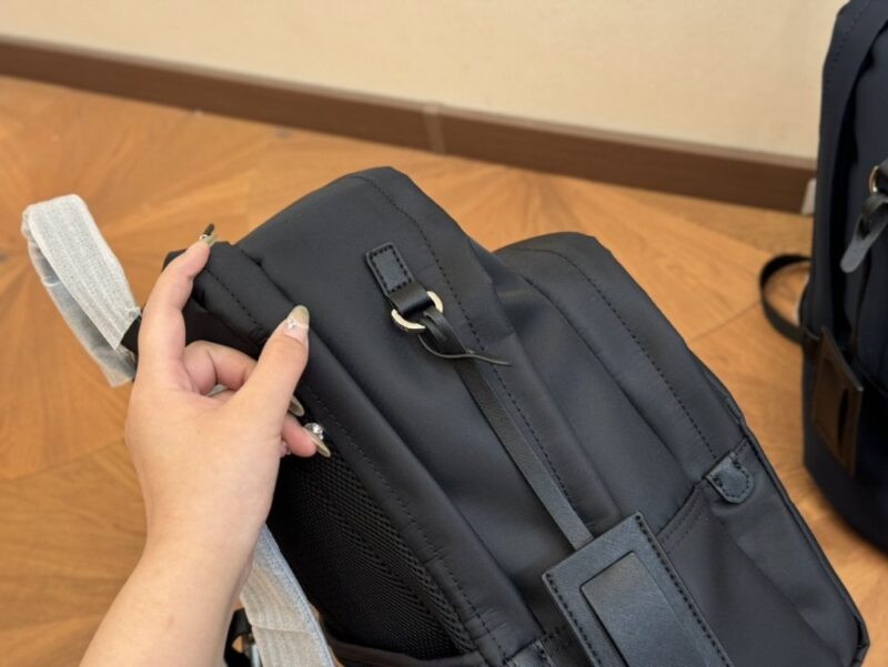 【AT2810】Prada プラダ ナイロン リュックサック 双肩バッグと言えば、このバッグをお勧めしないわけにはいかない！ このバッグのデザインは想像を絶するほど素晴らしいです！