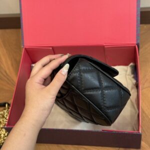 【AT2814】Tory BurchのKiraチェーンは、デザインと色がとても素敵です！ 超軽量で使いやすいです。