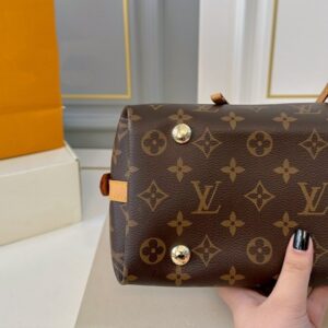【AT2825】LVの新しいcarryallショッピングバッグ💕脇下にリボンが付いた小さなバッグ、実用的で入れるものがたくさん入る～