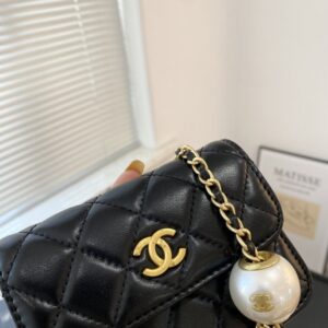 【AT2829】Chanel ミニダブルパールボール包💕品質は非常に良好で、非常に精巧です。両側のパールはショルダーストラップを調節できます❗️❗️