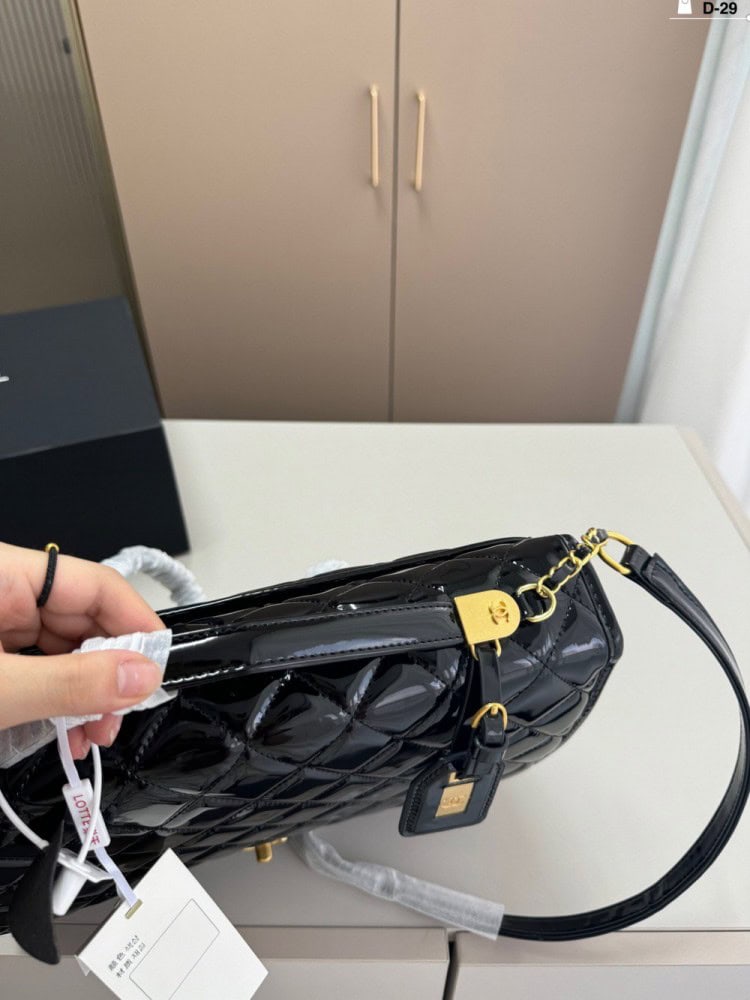 【AT2832】Chanel シャネルの24cリュックサック、このゴールドのバッグは本当に素晴らしい！地味すぎず派手すぎず、とても収納力があります！