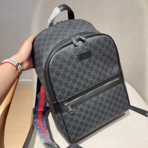 【AT2837】Gucci ブラックフラワーバックパック リュックサック 大容量通勤バッグ