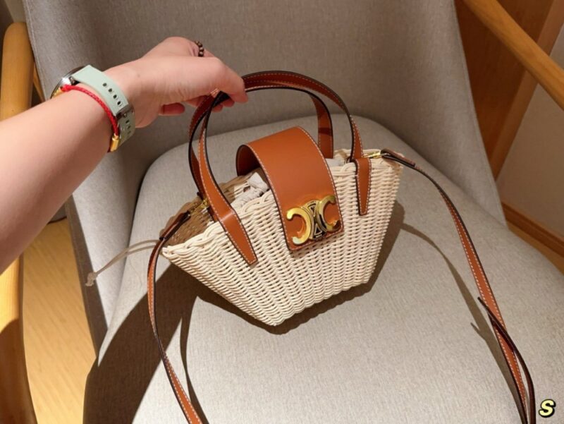 【AT2838】Celine セリーヌ24の新作、竹で編まれた買い物かご。休暇用の草で編まれたハンドバッグ。