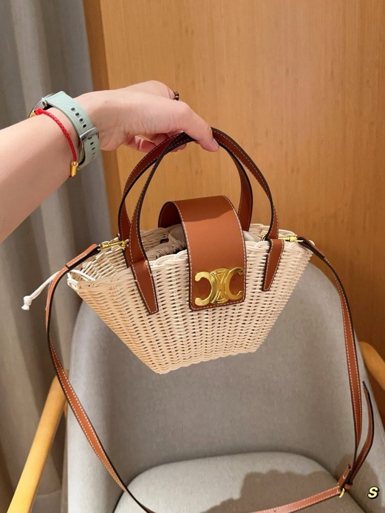 【AT2838】Celine セリーヌ24の新作、竹で編まれた買い物かご。休暇用の草で編まれたハンドバッグ。