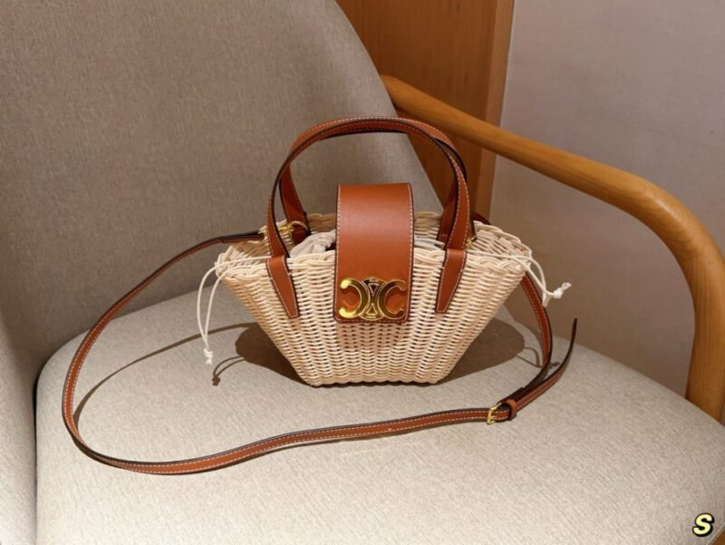 【AT2838】Celine セリーヌ24の新作、竹で編まれた買い物かご。休暇用の草で編まれたハンドバッグ。