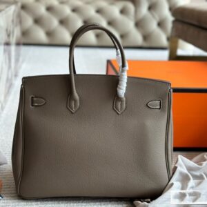【AT2853】Hermes エルメスの最高級の純皮製品は、無数の愛情を集めています。エルメス・バーキンプラチナバッグは専門店で常時取り扱われています。