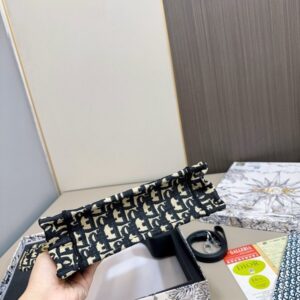 【AT2857】Dior ディオール トートバッグ ギフトセット💕 財布付き  最も人気のあるバッグの一つで、実物は超かわいいです！超お得なギフトセット‼️‼️‼️プレゼントに最適🎁