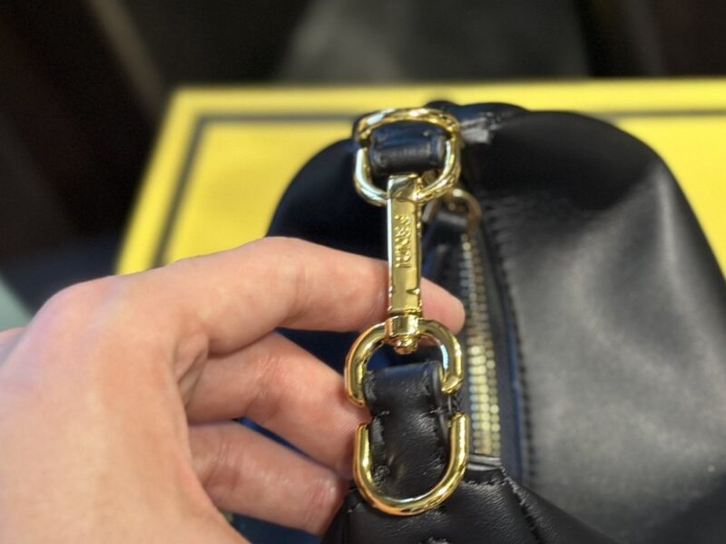 【AT2861】Fendi Mini Graphyバッグ、クラッチバッグ