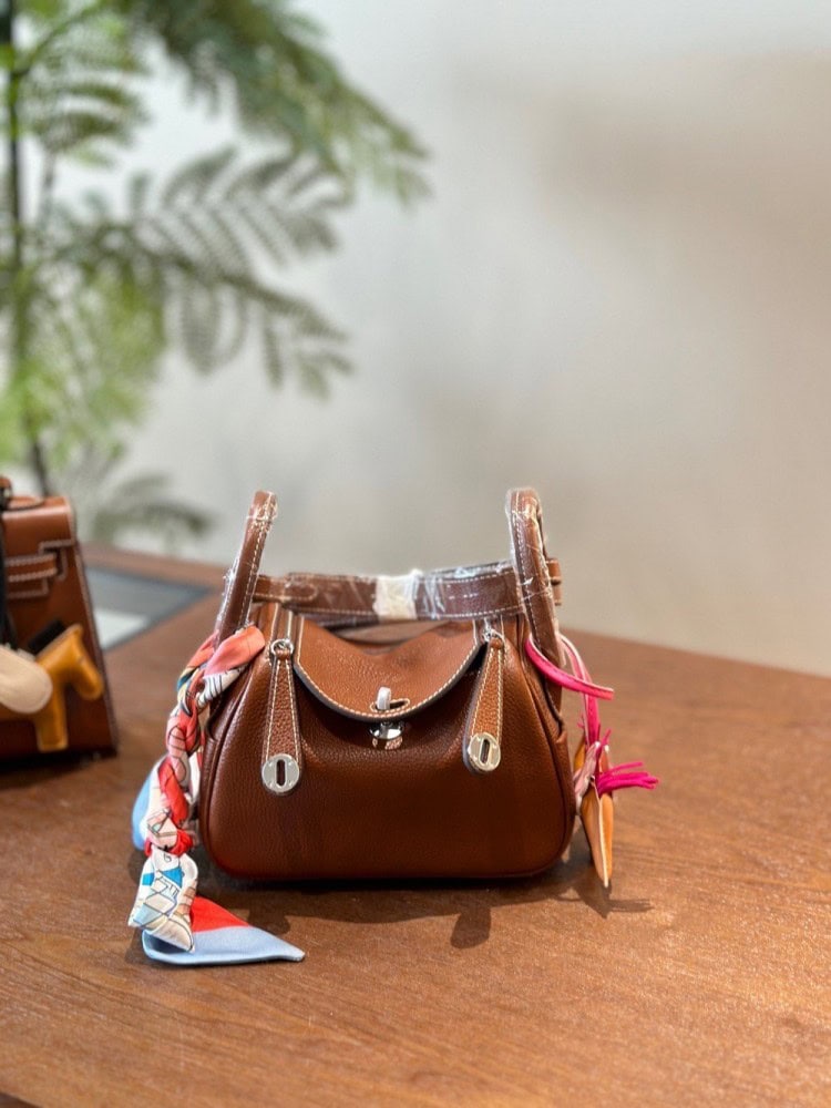 【AT2866】Hermes エルメスのミニリンディはミルクティーホワイトで美しくて涙が出るほどです！