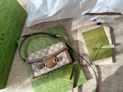 【AT2887】Gucci 1955の新しいミニバッグ。容量もありますよ！私の神よ！とっても美しいですね！クラシックな色合いのGucci 1955.