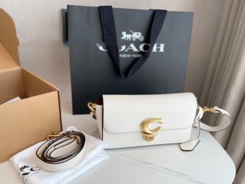 【AT2888】Coach コーチのバッグは本当に良いです！とってもおしゃれで夏にぴったりです！