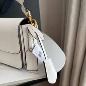 【AT2888】Coach コーチのバッグは本当に良いです！とってもおしゃれで夏にぴったりです！