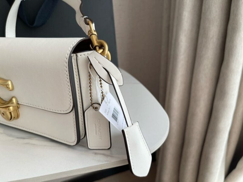 【AT2888】Coach コーチのバッグは本当に良いです！とってもおしゃれで夏にぴったりです！
