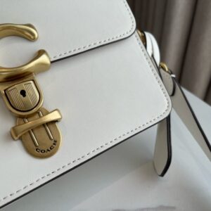 【AT2888】Coach コーチのバッグは本当に良いです！とってもおしゃれで夏にぴったりです！
