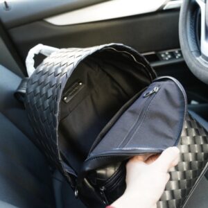 【AT2911】BOTTEGA VENETAの公式サイトで同期したバックパック、見逃さないでください。 小牛革製で、品質が非常に優れています。超大容量。強調しておきますが、常に大人気のアイテムです！