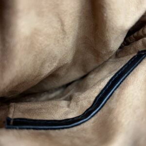 【AT2915】Bottega Venetaの手編みの🚹メンズモバイルバッグ、ショルダーバッグ、斜め掛けバッグは、精巧なインレイ装飾を使用し、クラシックで使いやすいです。実物撮影、防塵袋付きの配送。