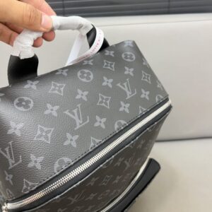【AT2921】Louis vuitton ルイ・ヴィトン Discovery ディスカバリー 印刷 リュックサック 大容量バックパック 男女兼用 精巧なインセットワークとクラシックで汎用性のある現物撮影 防塵バッグ付属