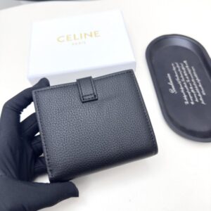 【AT3409】CELINEパリブランドのシンプルなレザーショートウォレット