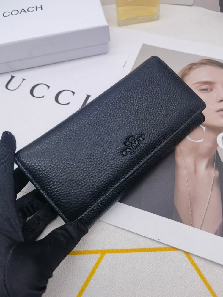 【AT3433】COACHのクラシックなロングウォレット。高級なリザード型押しレザーで、ファッショナブルで万能。コレクションにもおすすめです。
