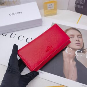 【AT3434】COACHのクラシックな長財布｜万能でエレガント｜使い勝手のよい収納｜贈り物のベストチョイス