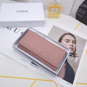 【AT3435】COACHのクラシックなロングウォレット。レトロでエレガントなデザイン。コレクションにもぴったり。