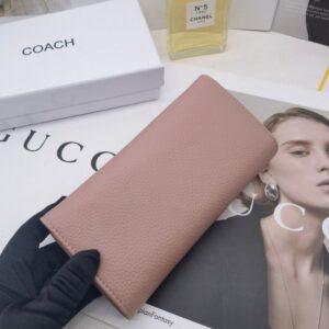 【AT3435】COACHのクラシックなロングウォレット。レトロでエレガントなデザイン。コレクションにもぴったり。