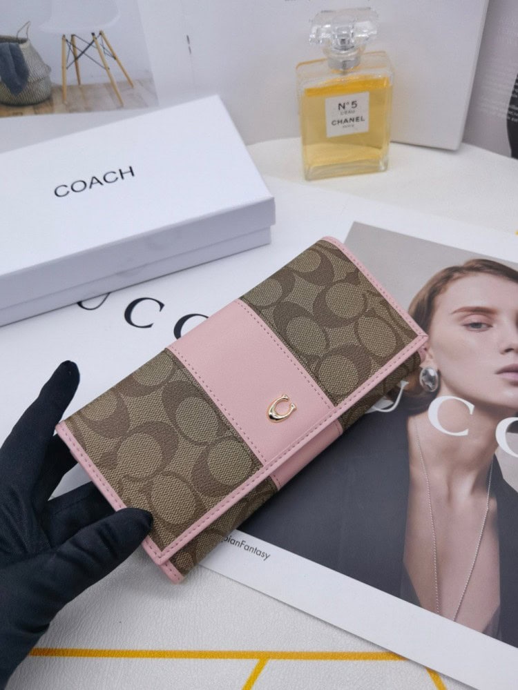 【AT3455】COACHのクラシックなC型ロングウォレット。ファッショナブルなカラーブロック、レトロでエレガントなスタイル。