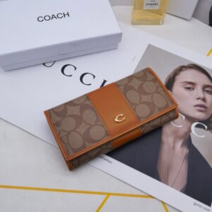 【AT3457】CoachのクラシックなCロゴプリントとカラーブロックの長財布。ファッショナブルでエレガント、大きな収納スペース設計、軽い贅沢なベーシックアイテム。