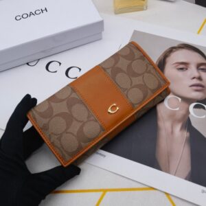 【AT3457】CoachのクラシックなCロゴプリントとカラーブロックの長財布。ファッショナブルでエレガント、大きな収納スペース設計、軽い贅沢なベーシックアイテム。