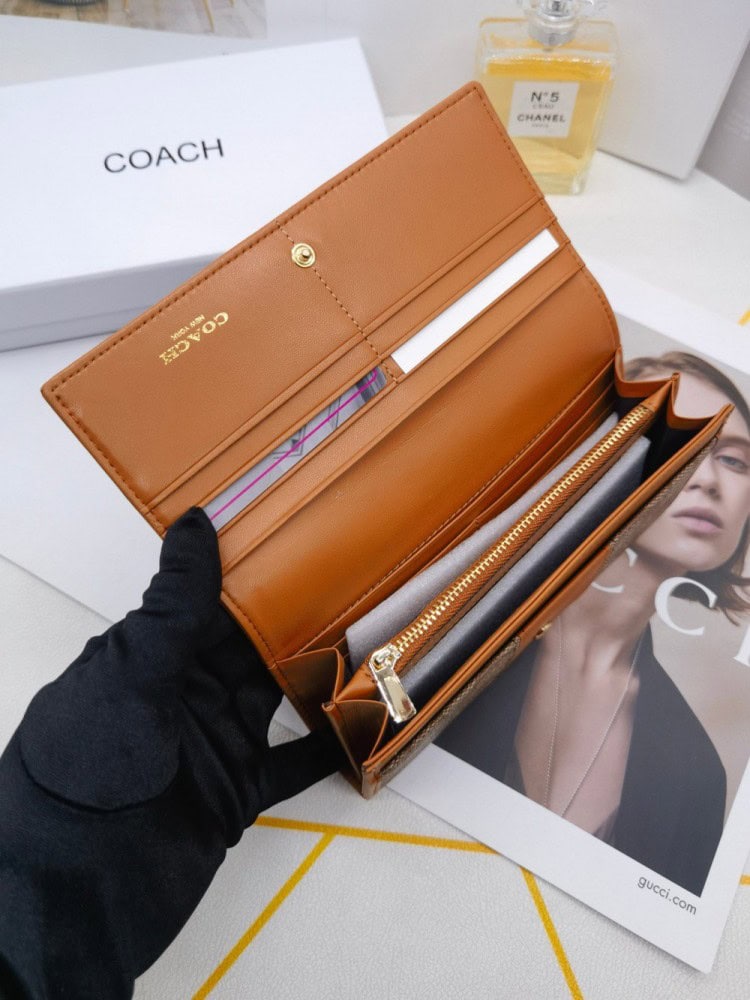 【AT3457】CoachのクラシックなCロゴプリントとカラーブロックの長財布。ファッショナブルでエレガント、大きな収納スペース設計、軽い贅沢なベーシックアイテム。