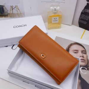 【AT3458】COACHのクラシックなC字母のカラーブロックの長財布｜大容量のデザイン｜ファッションや合わせやすい｜コレクションする価値あり