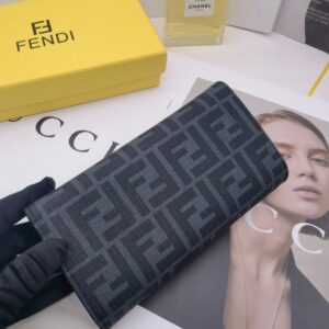 【AT3462】FENDIクラシックFFモノグラム柄カラーブロック長財布。トレンディで万能、高級感がある。
