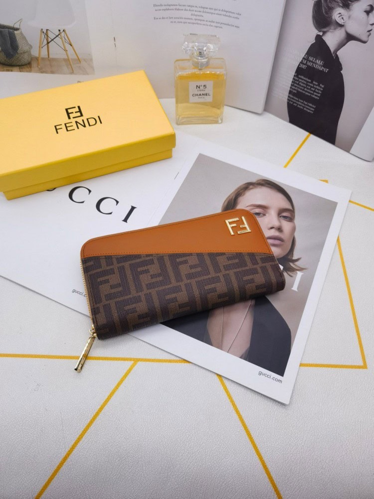 【AT3466】FendiのクラシックなFFプリントのパッチワーク長財布|ファッションデザイン|コレクション可能