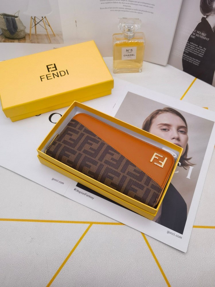 【AT3466】FendiのクラシックなFFプリントのパッチワーク長財布|ファッションデザイン|コレクション可能