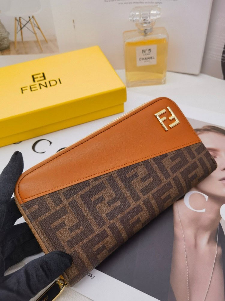 【AT3466】FendiのクラシックなFFプリントのパッチワーク長財布|ファッションデザイン|コレクション可能