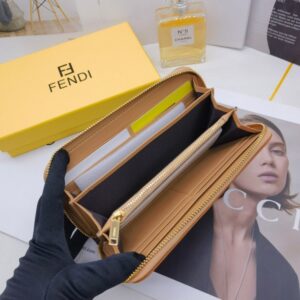 【AT3466】FendiのクラシックなFFプリントのパッチワーク長財布|ファッションデザイン|コレクション可能
