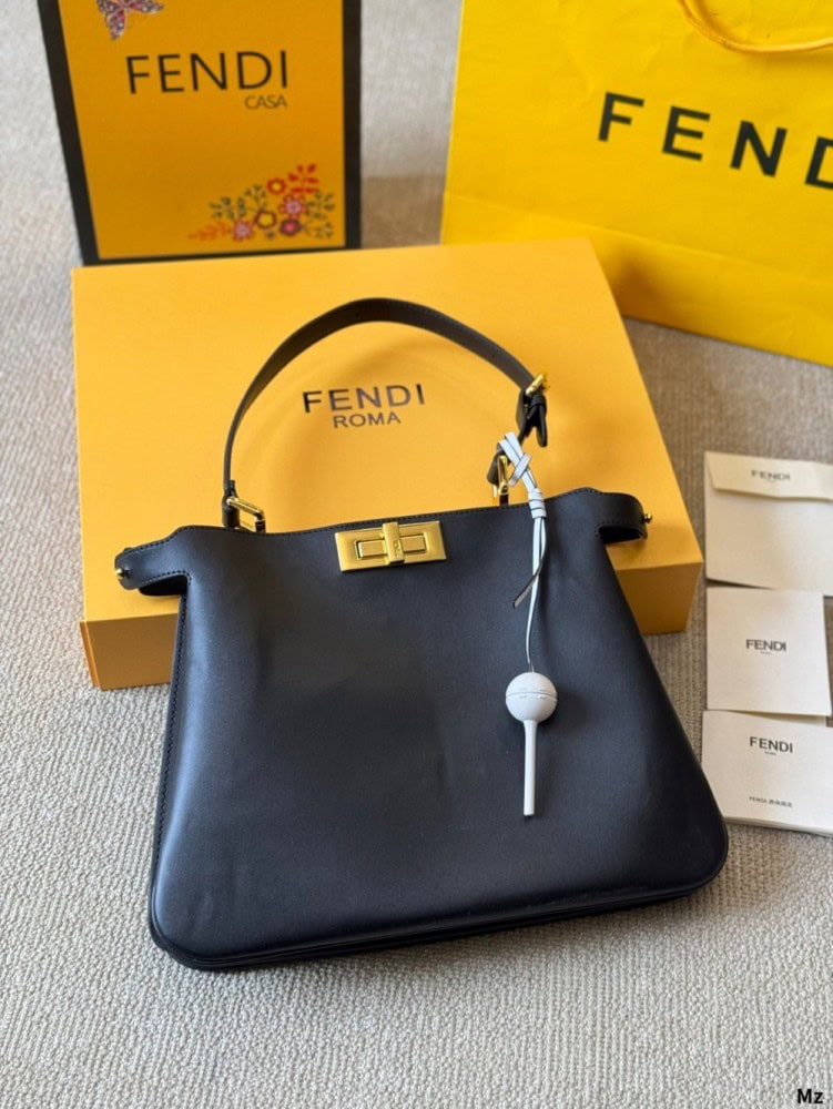 【AT3482】Fendi Peekaboo ISeeU 小サイズのハンドバッグ｜クラシックな通勤バッグ｜高級感のあるファッショナブルなショルダーバッグ