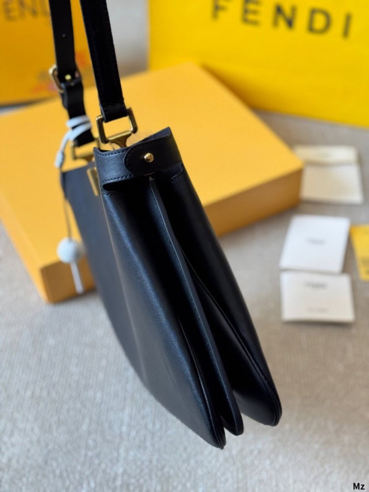 【AT3482】Fendi Peekaboo ISeeU 小サイズのハンドバッグ｜クラシックな通勤バッグ｜高級感のあるファッショナブルなショルダーバッグ