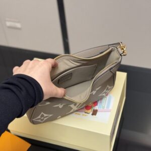 【AT3483】LV クラシック モノグラム 小サイズ アクロスボディバッグ 軽やかなラグジュアリー、おしゃれでエレガント。