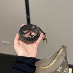 【AT3483】LV クラシック モノグラム 小サイズ アクロスボディバッグ 軽やかなラグジュアリー、おしゃれでエレガント。