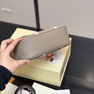 【AT3483】LV クラシック モノグラム 小サイズ アクロスボディバッグ 軽やかなラグジュアリー、おしゃれでエレガント。