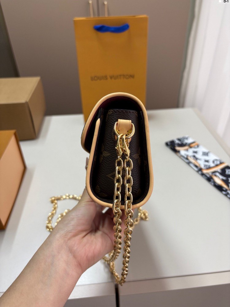 【AT3484】LV クラシックなモノグラム ミニチェーンバッグ。ファッショナブルで万能、軽奢なエレガンスを演出します。