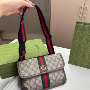 【AT3486】Gucci クラシック GGスプリームキャンバスショルダーバッグ ヴィンテージスタイル ラグジュアリーカジュアル