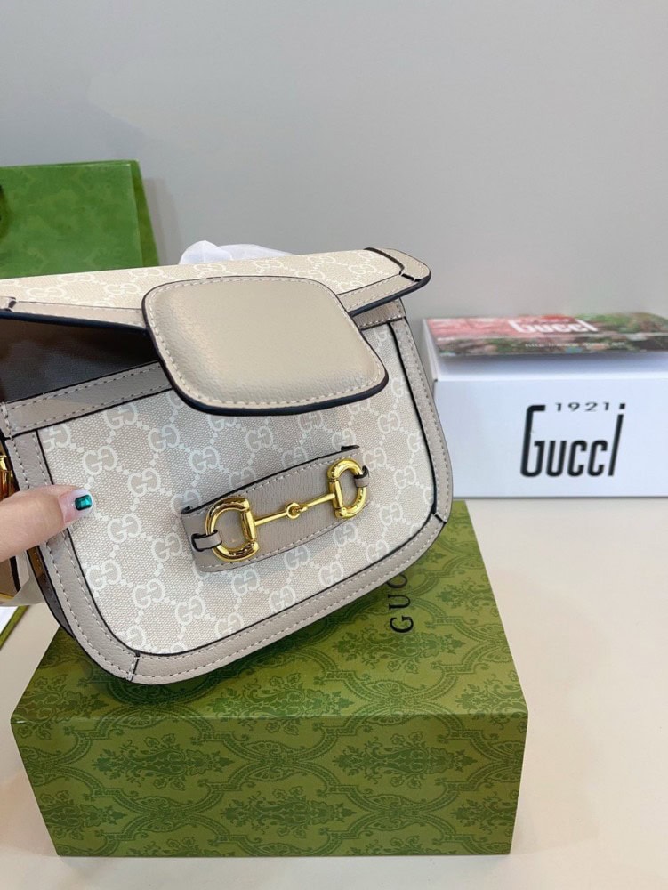 【AT3494】Gucci Horsebit 1955クラシックホースビットシングルショルダーバッグ。ヴィンテージでおしゃれな必需品。