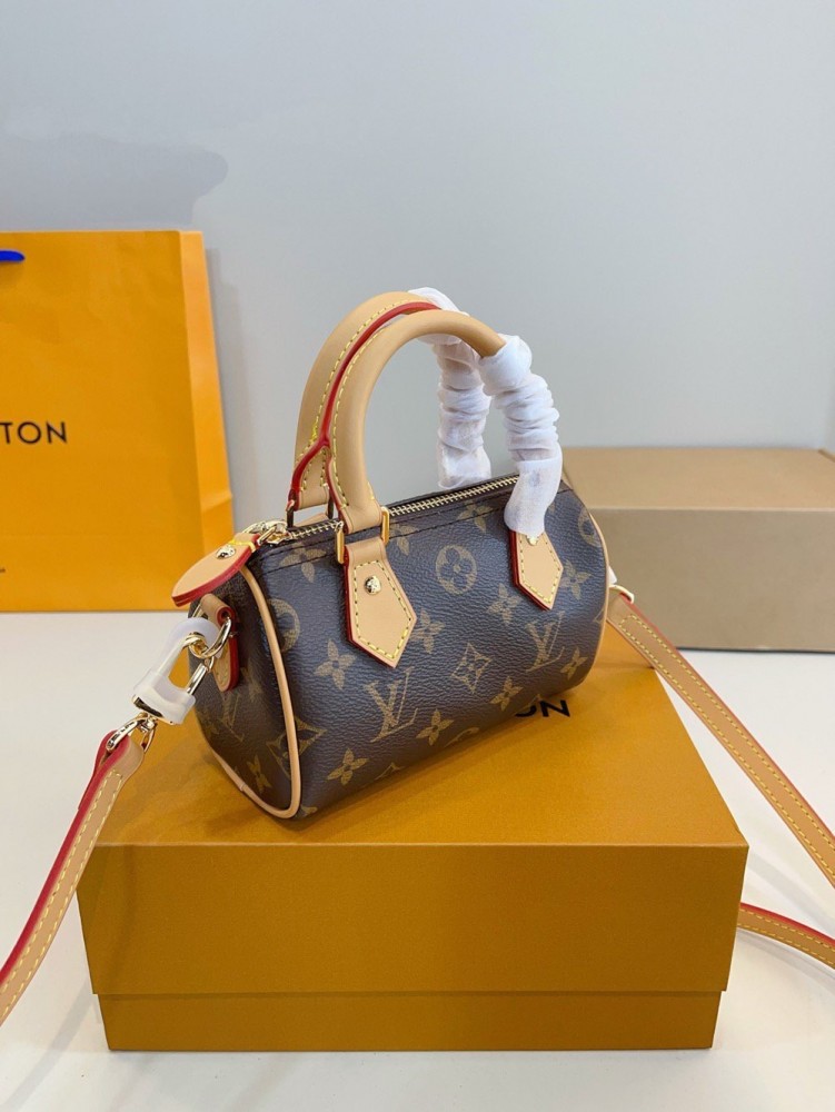 【AT3503】Louis Vuitton ミニ枕バッグ | クラシックなダミエ柄 | スタイリッシュで洗練された