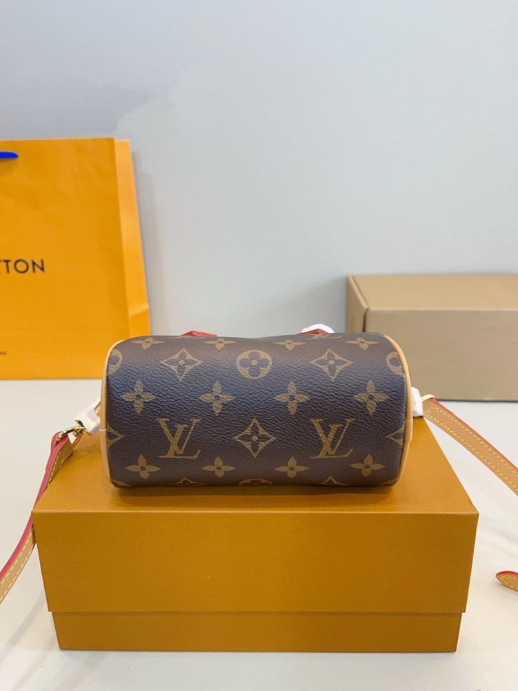 【AT3503】Louis Vuitton ミニ枕バッグ | クラシックなダミエ柄 | スタイリッシュで洗練された