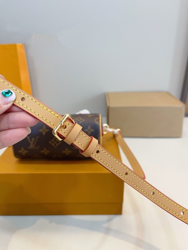 【AT3503】Louis Vuitton ミニ枕バッグ | クラシックなダミエ柄 | スタイリッシュで洗練された